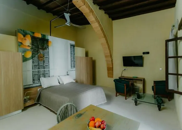 Πανσιόν Casa Mespilea 3*