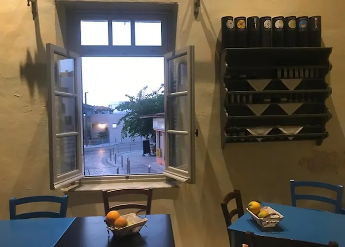 Casa Mespilea Πανσιόν 3*