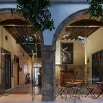 Casa Mespilea