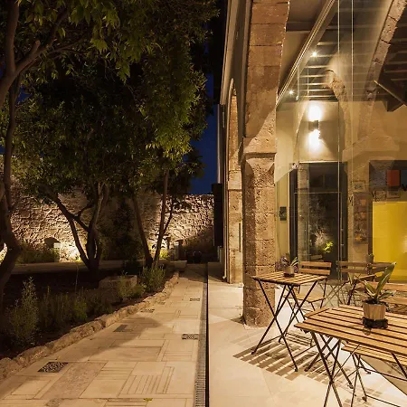 Casa Mespilea 3*